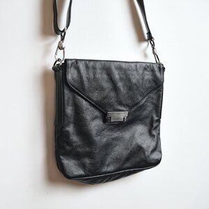 Sarah Pacini Leather Messenger - Black (NEW)